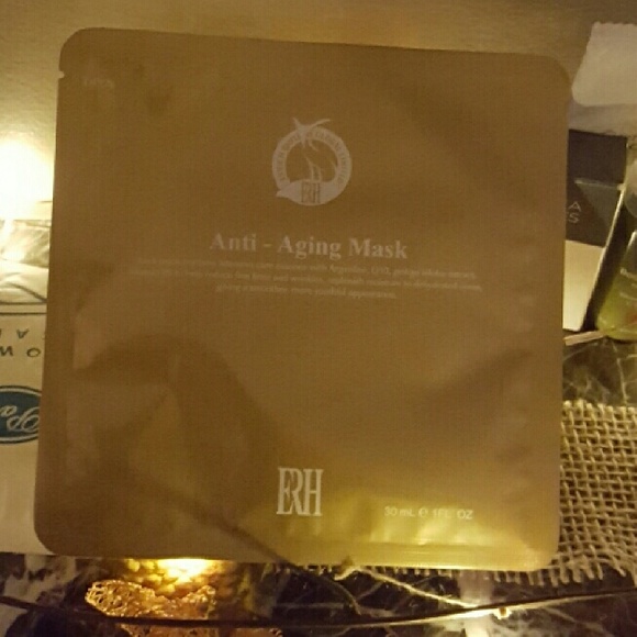 Luxurious Spa Sampler Set - Picture 2 of 4