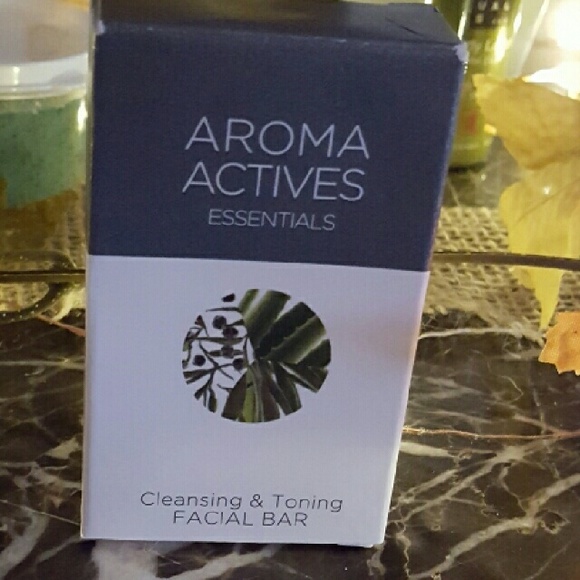 Luxurious Spa Sampler Set - Picture 4 of 4