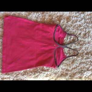 Lululemon top