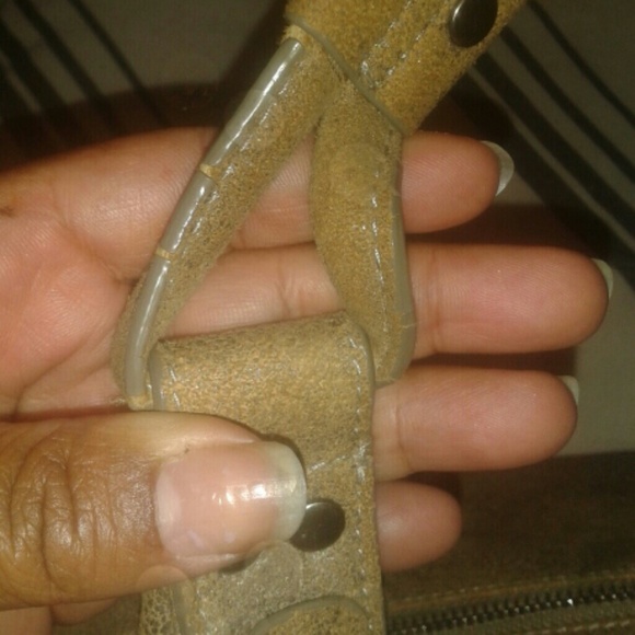 Fringe hems shoulder bag - Picture 3 of 4