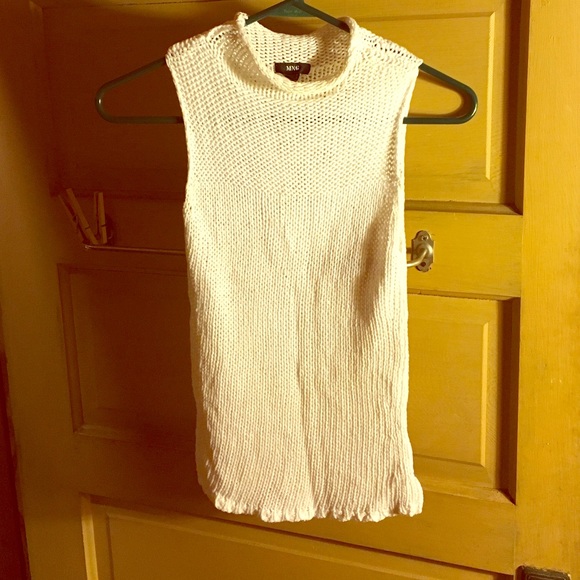 White sleeveless sweater