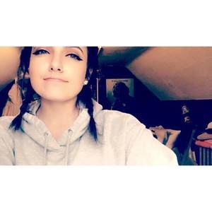 Meet your Posher, Raquel