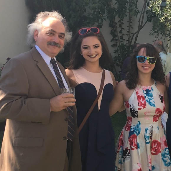 Meet Your Posher! - Picture 3 of 4