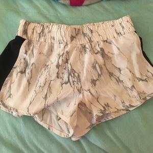 Marble pattern running shorts