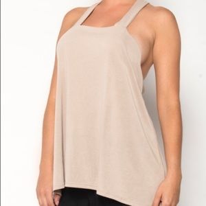 Softest crops-back top WITH TAGS!