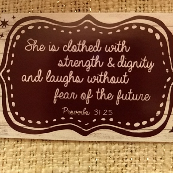 Meet your Posher, Gayle - Picture 4 of 5