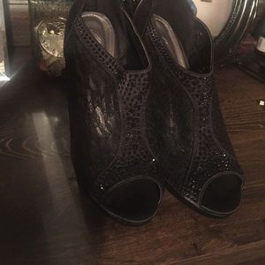 Heals, black, lace, studded