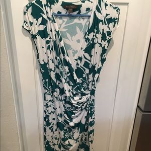 Green/white wrap dress