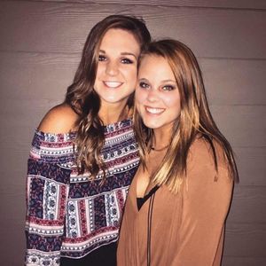 Meet your Posher, Caroline