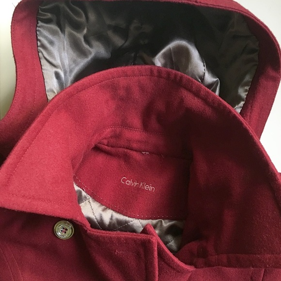 🎉 HP 🎉 Calvin Klein Peacoat - Picture 2 of 4