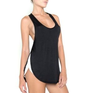 Tanks for Casually Showing Off Tank -WITH TAGS!