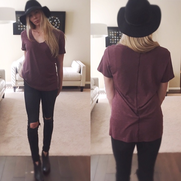 SALE 🏴 Schoolboy V-Neck Tee - Picture 2 of 4