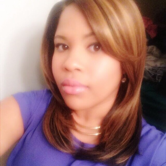 Meet your Posher, Noel