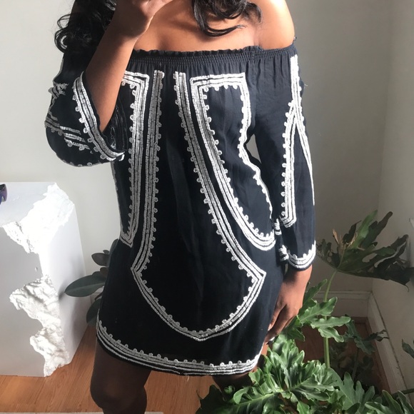 Off the Shoulder Sequin Dress - Picture 4 of 4