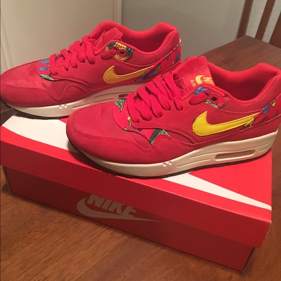 Nike wmns air max 1 print
