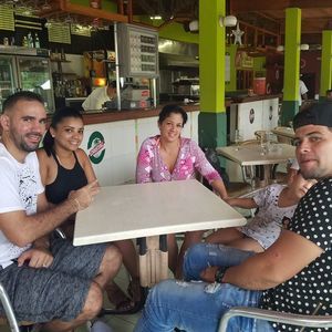 Meet your Posher, Lito