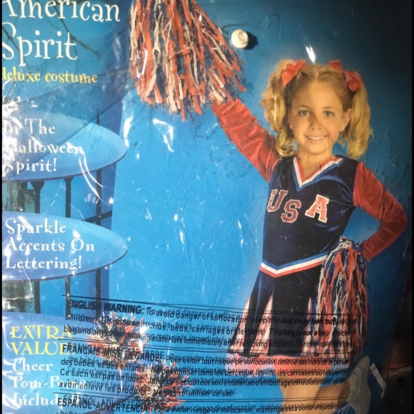 Cheerleading costume