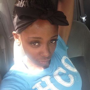 Meet your Posher, Ebony