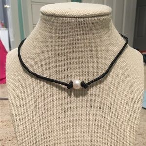 Boho leather suede choker pearl necklace