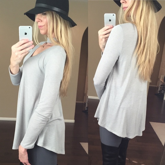 🏴SALE LAST!! •HP• Rowan Choker Knit LS - Picture 2 of 3