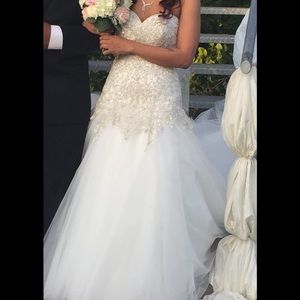 Gorgeous sparkly wedding dress