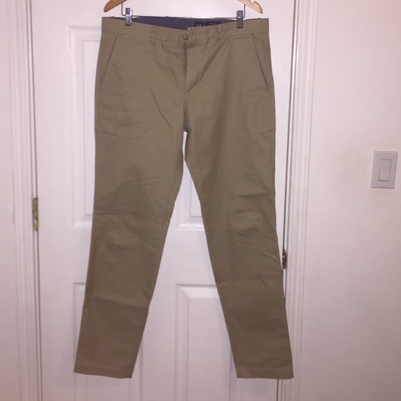 Gap Khaki Chino Slim Fit