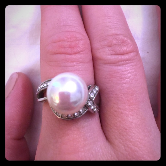Pearl ring