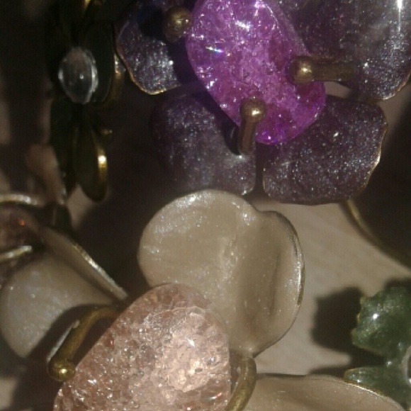 Floral Cuff Bracelet - Picture 4 of 4