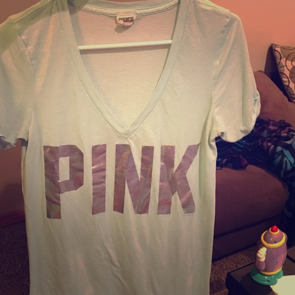 Short sleeve, v-neck PINK top