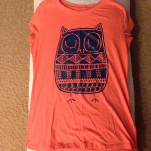 Owl short sleeve t shirt.