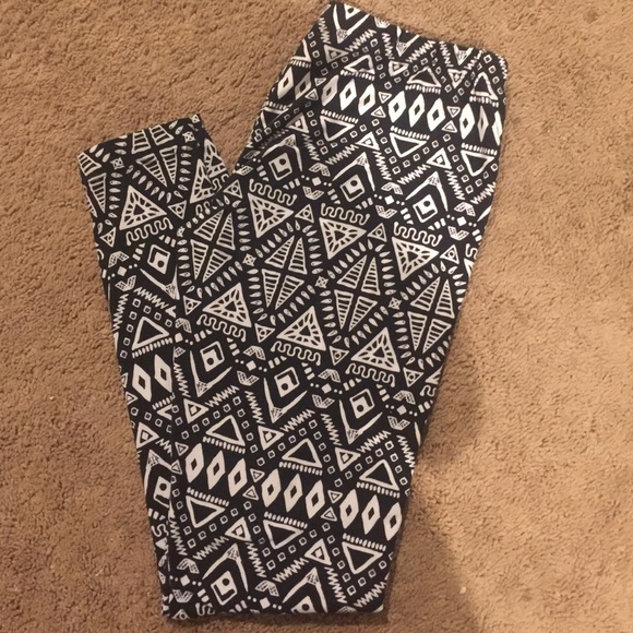 Tribal print legging