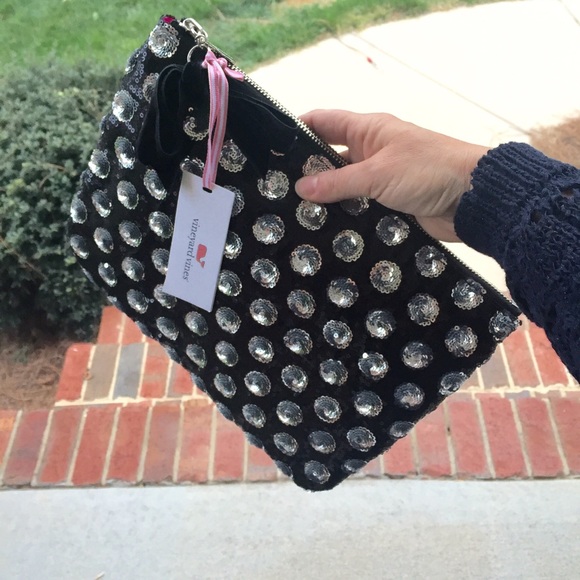Vineyard Vines sequin and velvet clutch bag - Picture 3 of 4