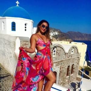 Meet your Posher, Sara