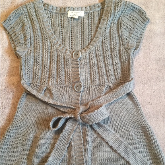 Sweaters - 🎉HP🎉 Cute Sweater