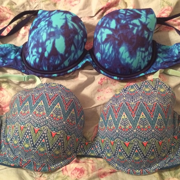 2 PINK VS bras!