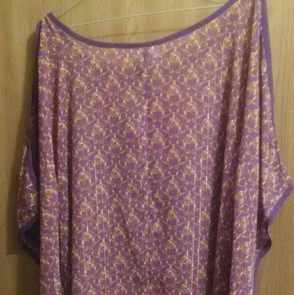 Poncho - Picture 2 of 3