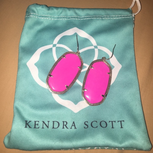 Hot pink  and gold Kendra Scott earrings