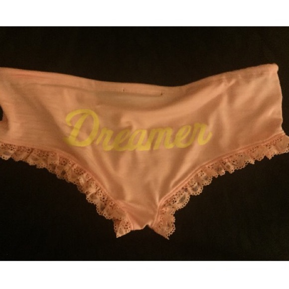 WILDFOX Dream On Sleep shorts