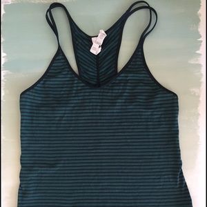Lululemon Fast As Light Singlet, size 6