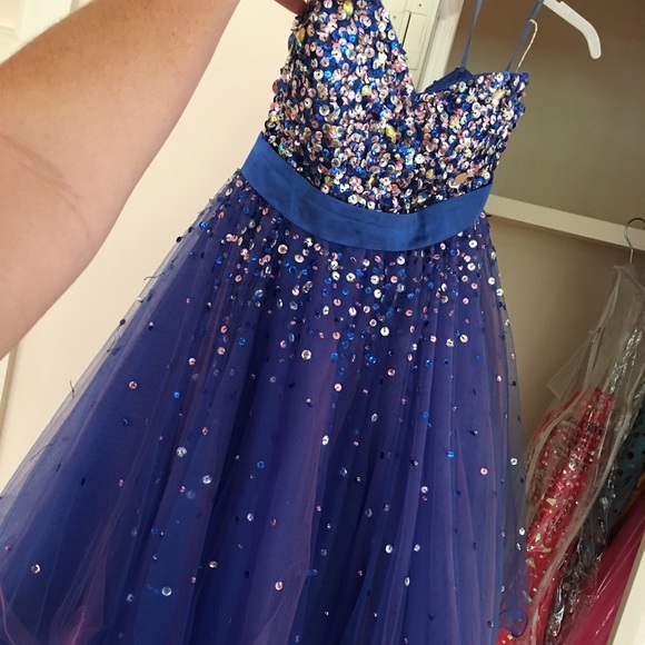 Dress worn once - Picture 1 of 1