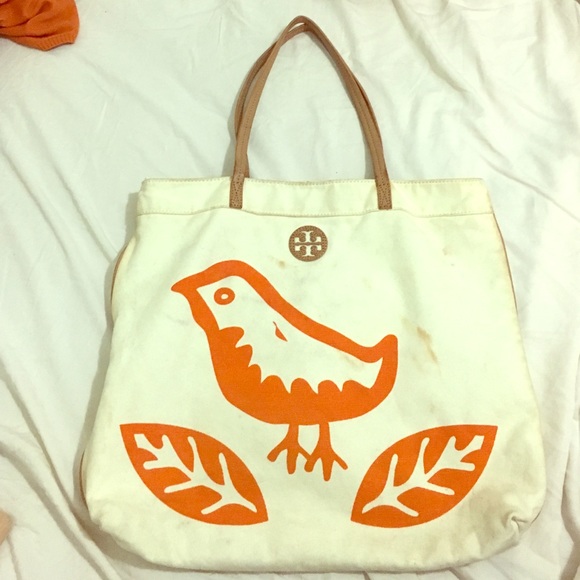 Pre owned Tory Butch tote.