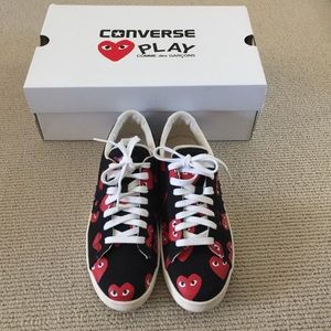 Comme des Garçons converses