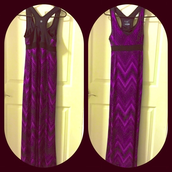 A yoga and workout DRESS. It's wonderful 👑