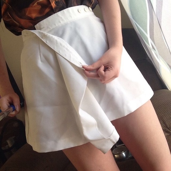 HUSTLA TENNIS SKIRT - Picture 2 of 3