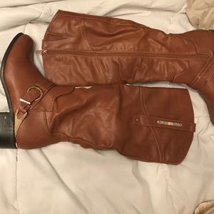 Size 7 brown boots Size 7 brown boots