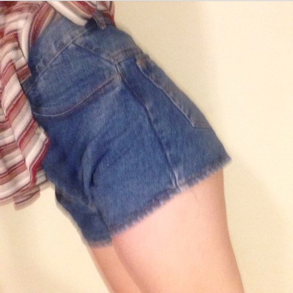 BOLERO HIGH WAIST DENIM SHORTS - Picture 3 of 3