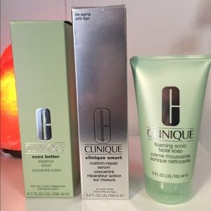Clinique (Lotion, Serum & Facial Soap) Set