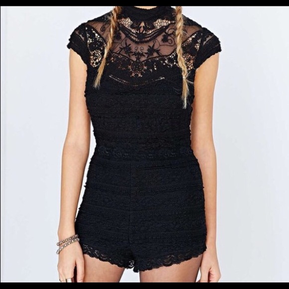 urban outfitters lace romper