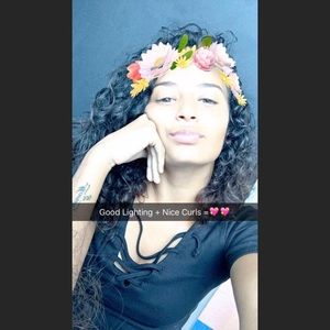 Meet your Posher, Casey