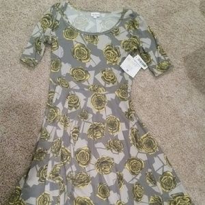 Beautiful Lularoe Nicole dress M